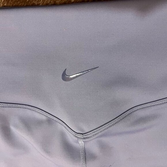 Nike Universa High-Waisted 5" Biker Shorts Dusty Amethyst Purple Women’s Small - Picture 5 of 13